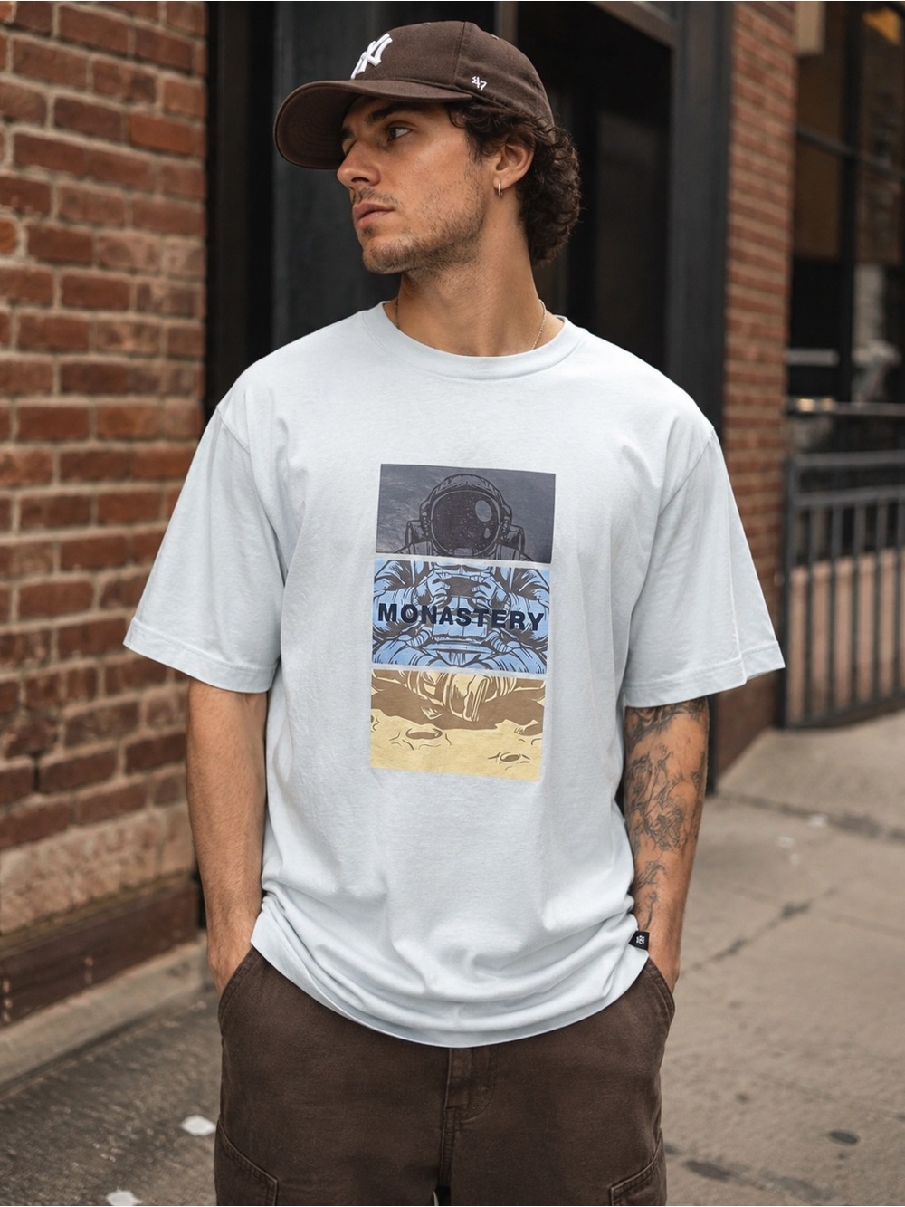 Monastery Couture Phillip Astronaut Graphic Tee Men’s L Luxury Streetwear